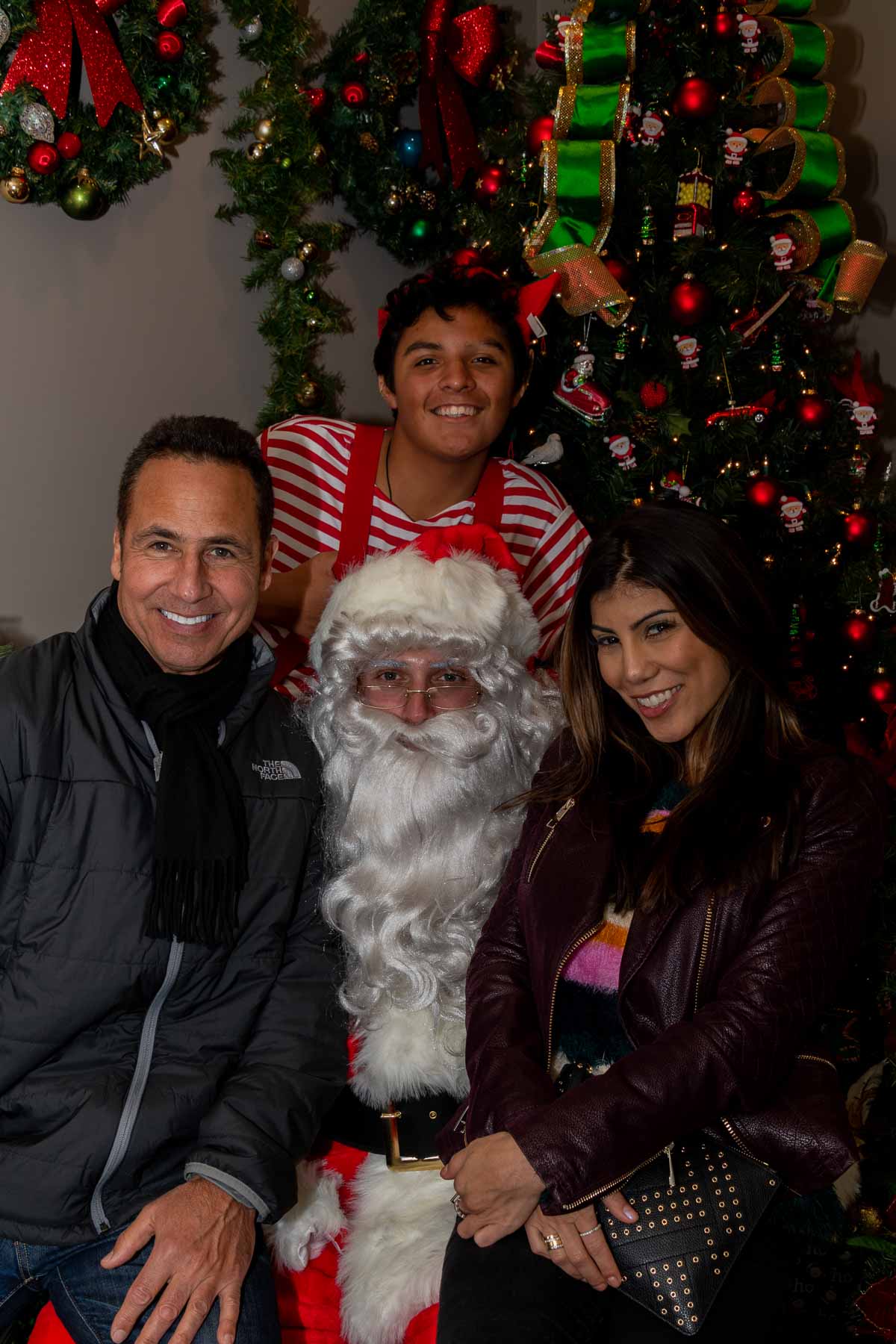 Toluca Lake XMAS-135