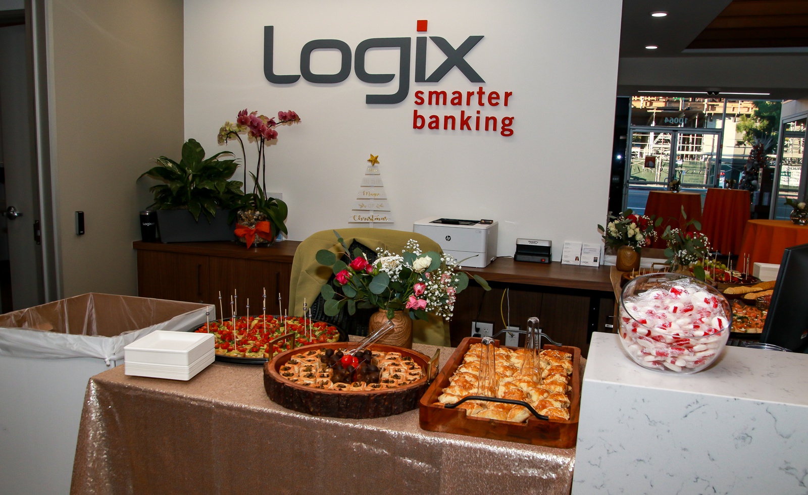 Logix Toluca Lake Ribbon Cutting-2