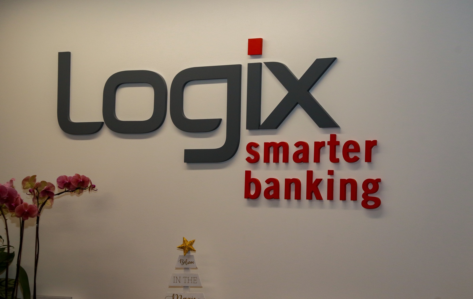 Logix Toluca Lake Ribbon Cutting-21