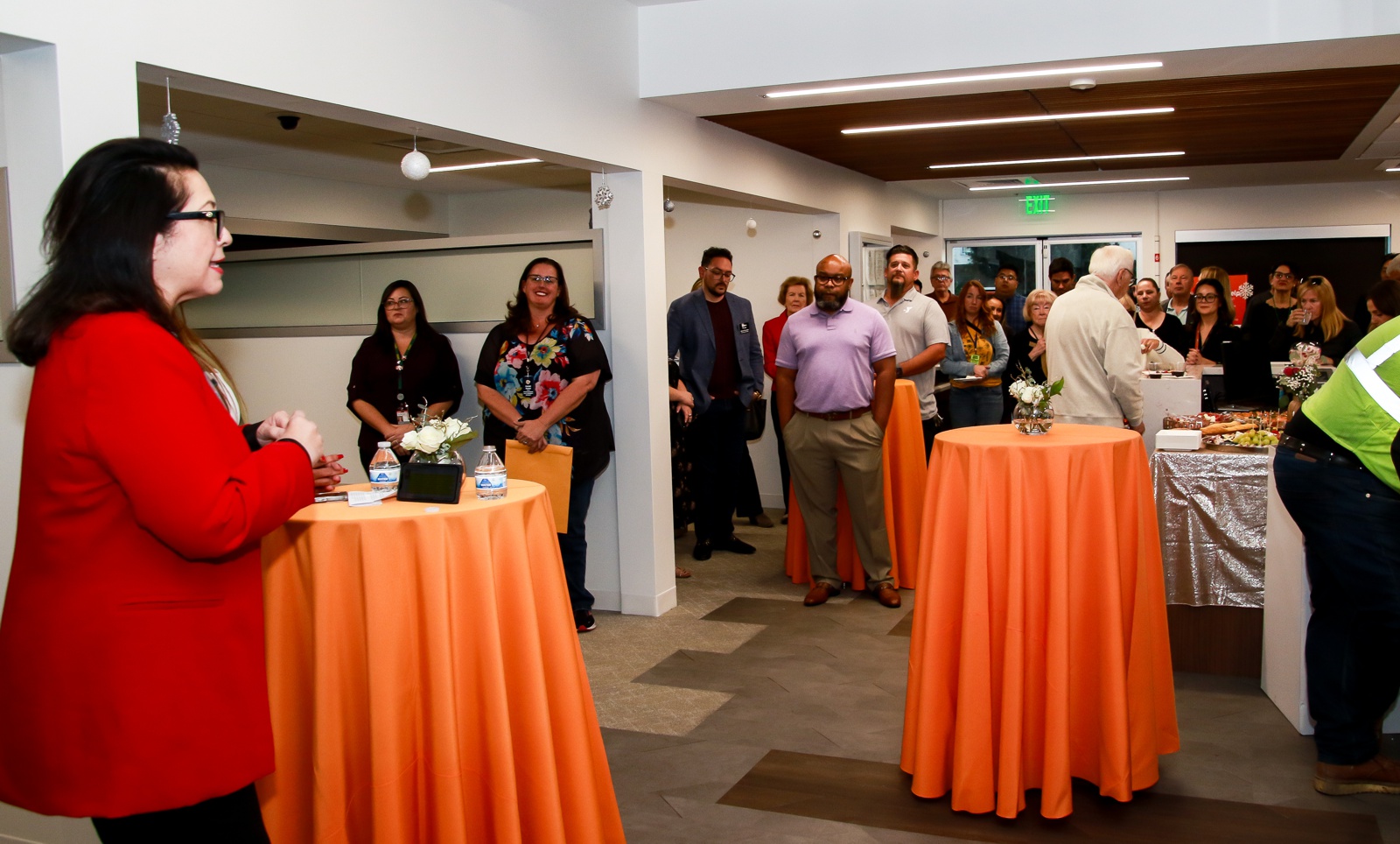 Logix Toluca Lake Ribbon Cutting-9