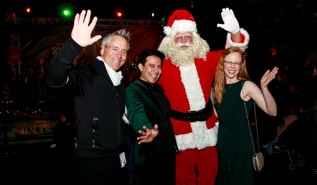 Toluca Lake Christmas Tree 2023 Lighting © (Ross A Benson)